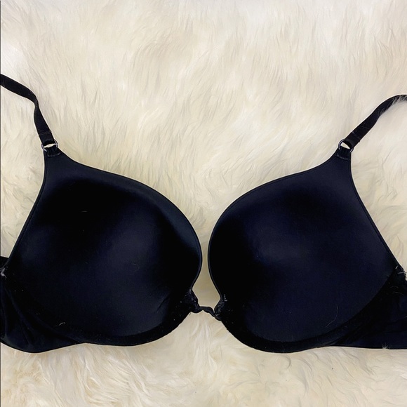 Victoria’s Secret Simple Black Padded Bra - Picture 3 of 4